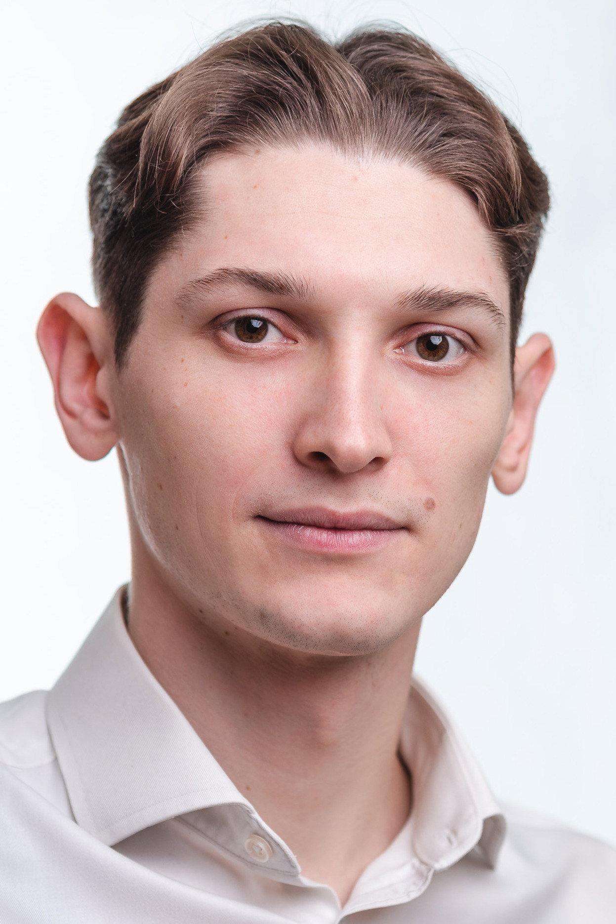 Александр Иванов