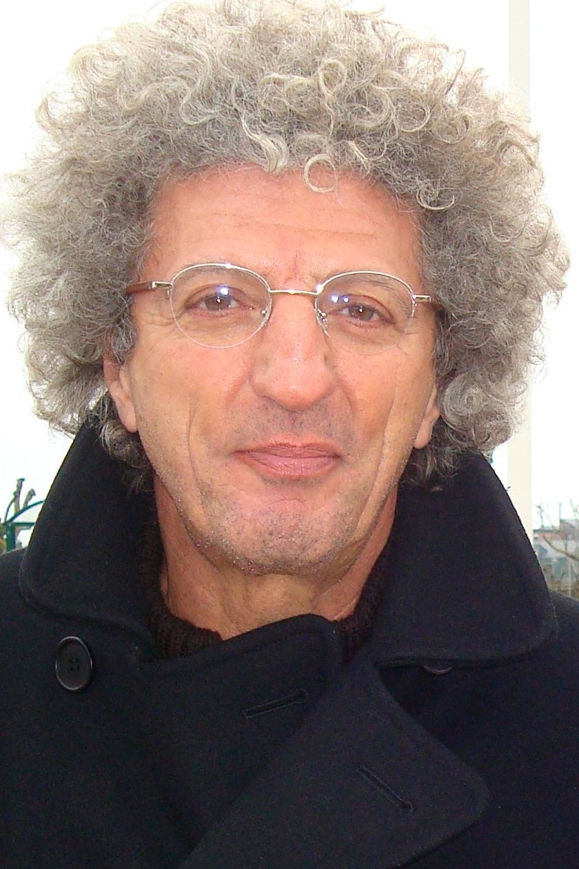Эли Чураки