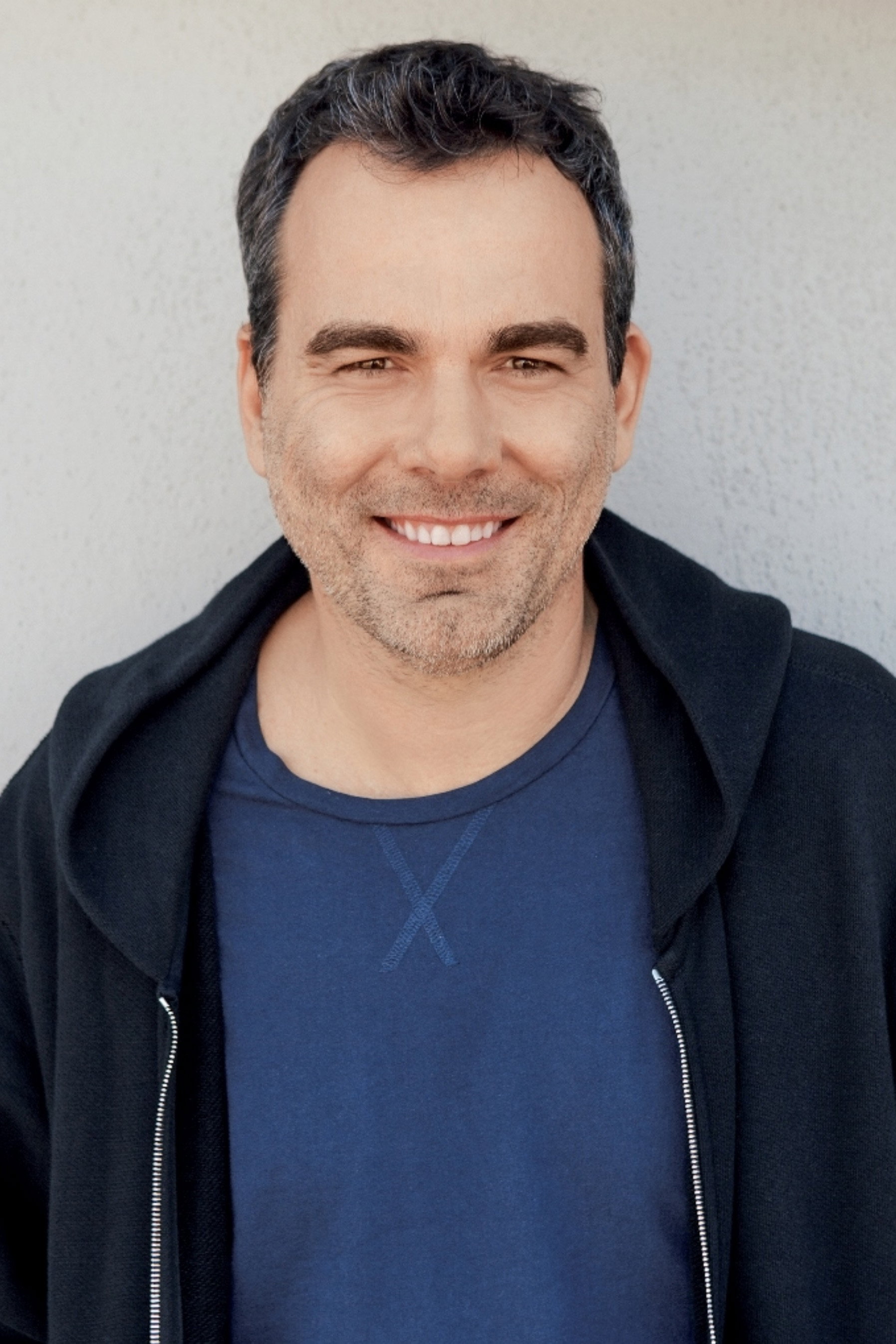 Денис Илиадис