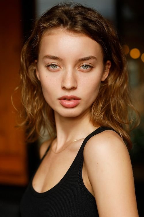 Джулия Маенца