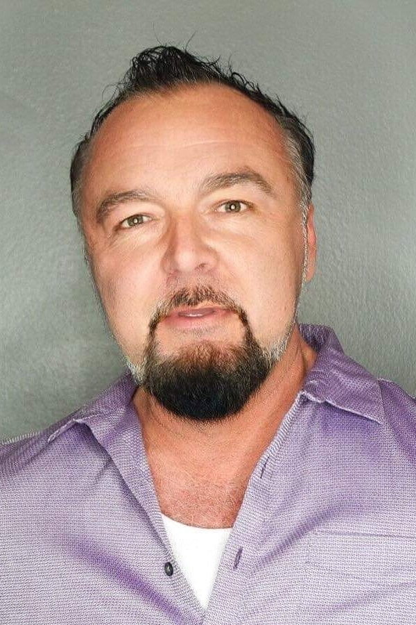 Майкл Джеймс Александр