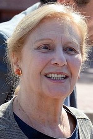 Джулия Лаззарини