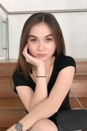 Элина Йерг