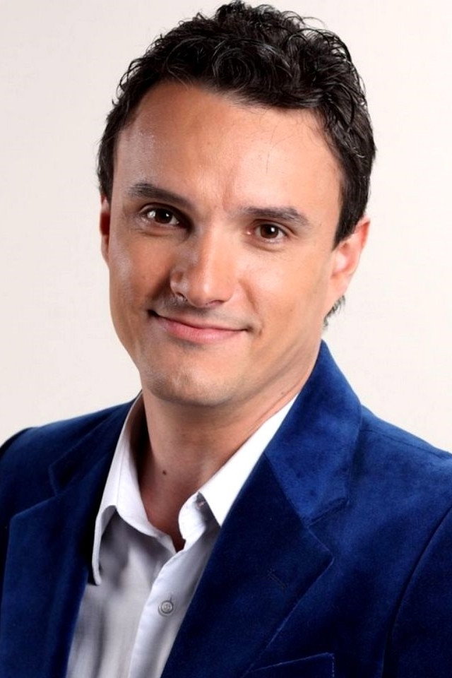 Энджел Попеску