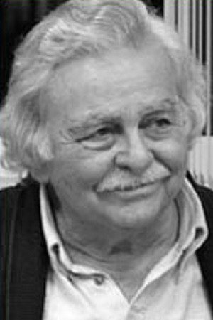 Искандер Хамраев