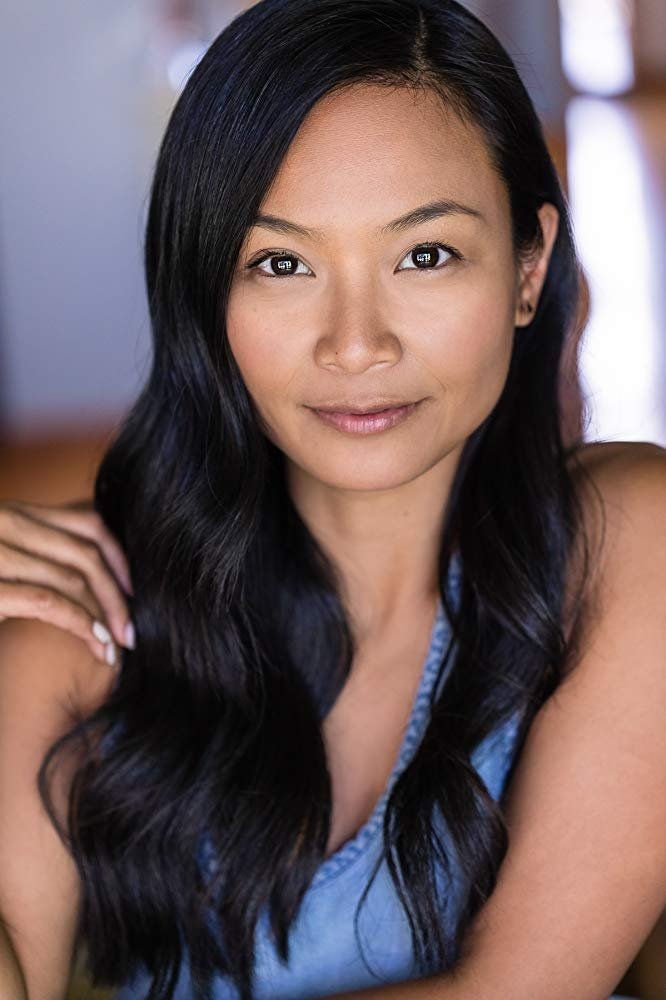 Стефани Сай