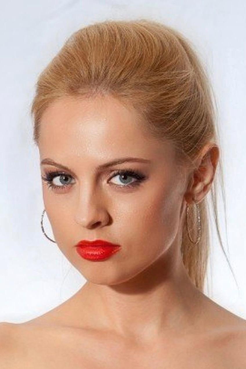Студилина, Янина Сергеевна