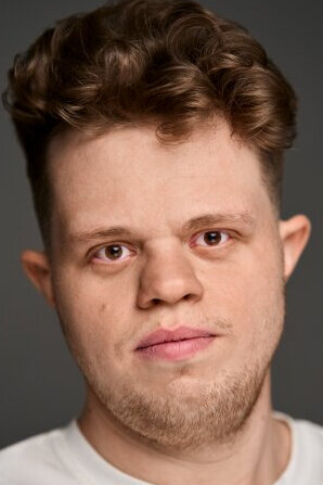 Денис Махонин
