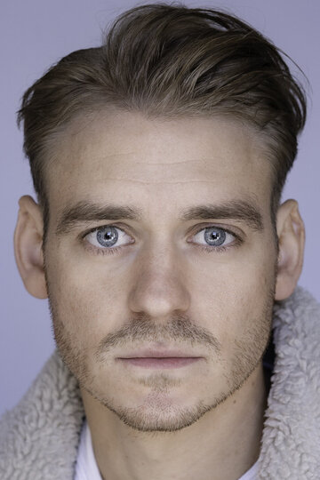 Jonny Fines