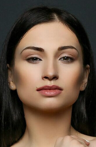 Алина Чех