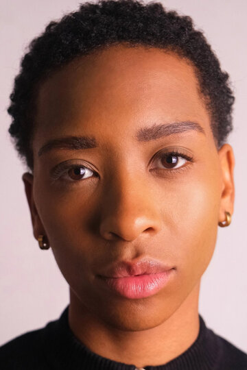 Genesis Lynea