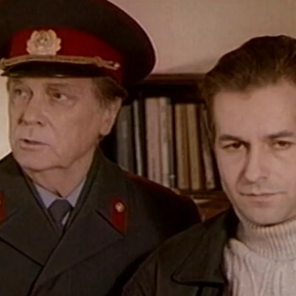 На углу, у Патриарших