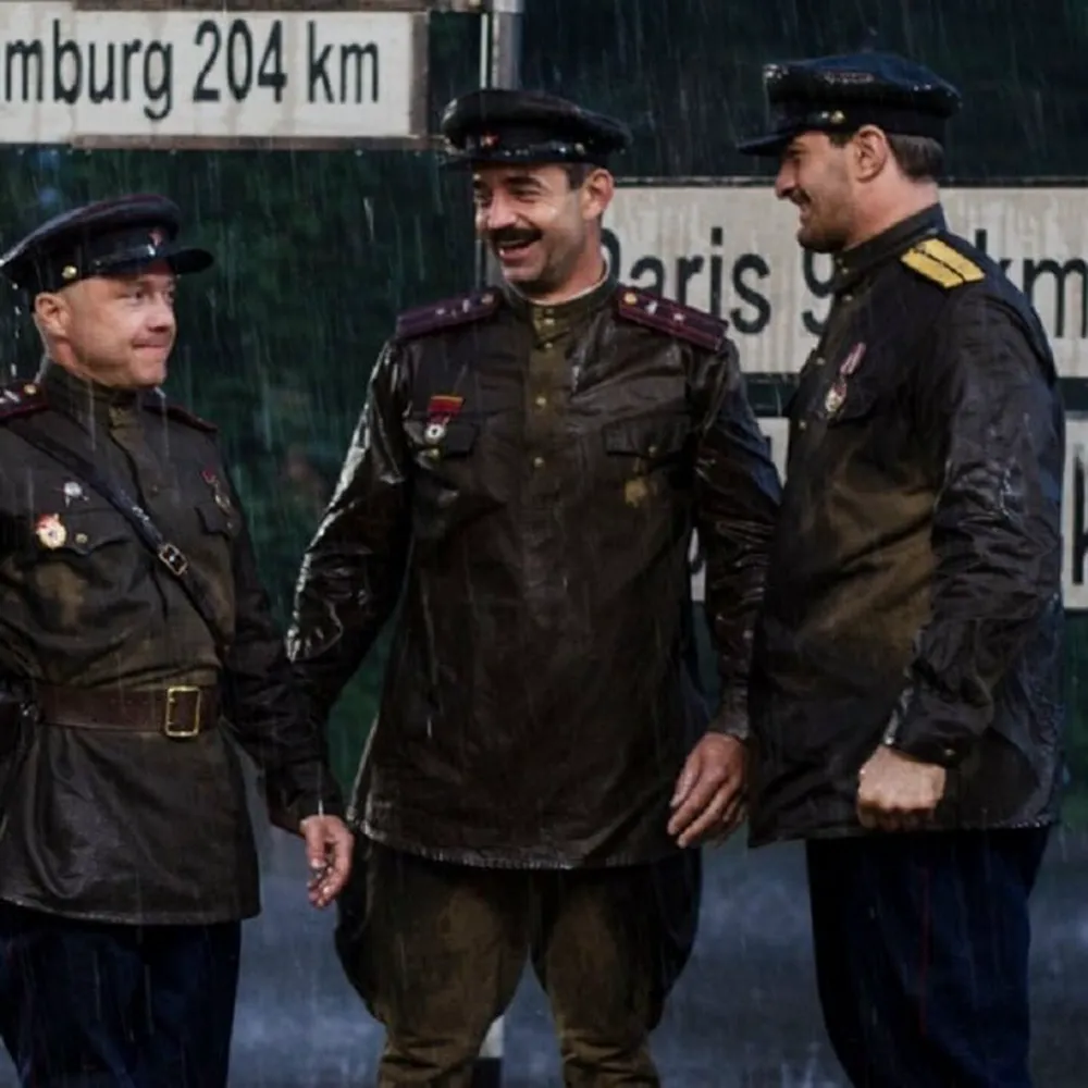 На Париж