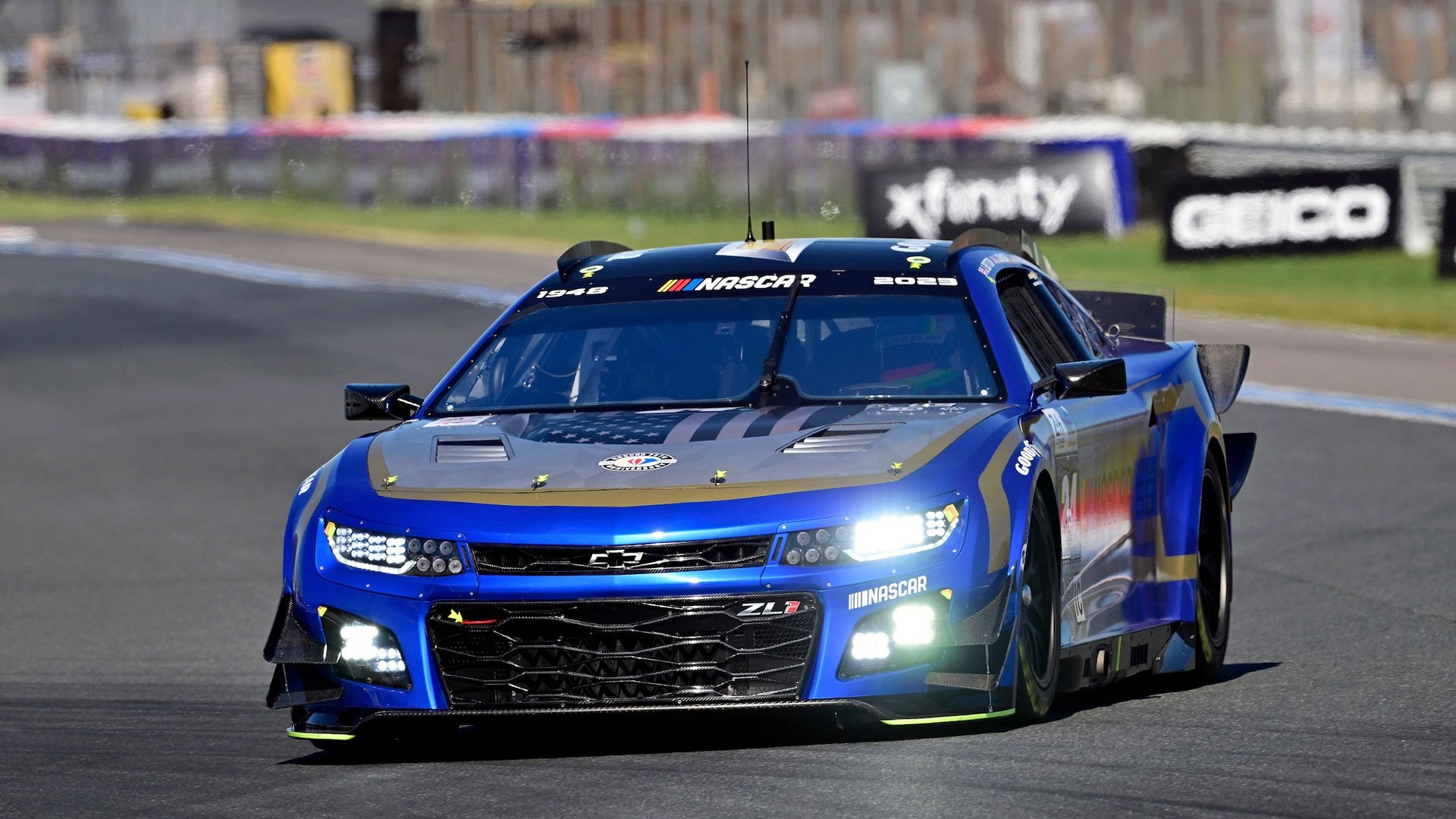 Американский гром: NASCAR в Ле-Мане